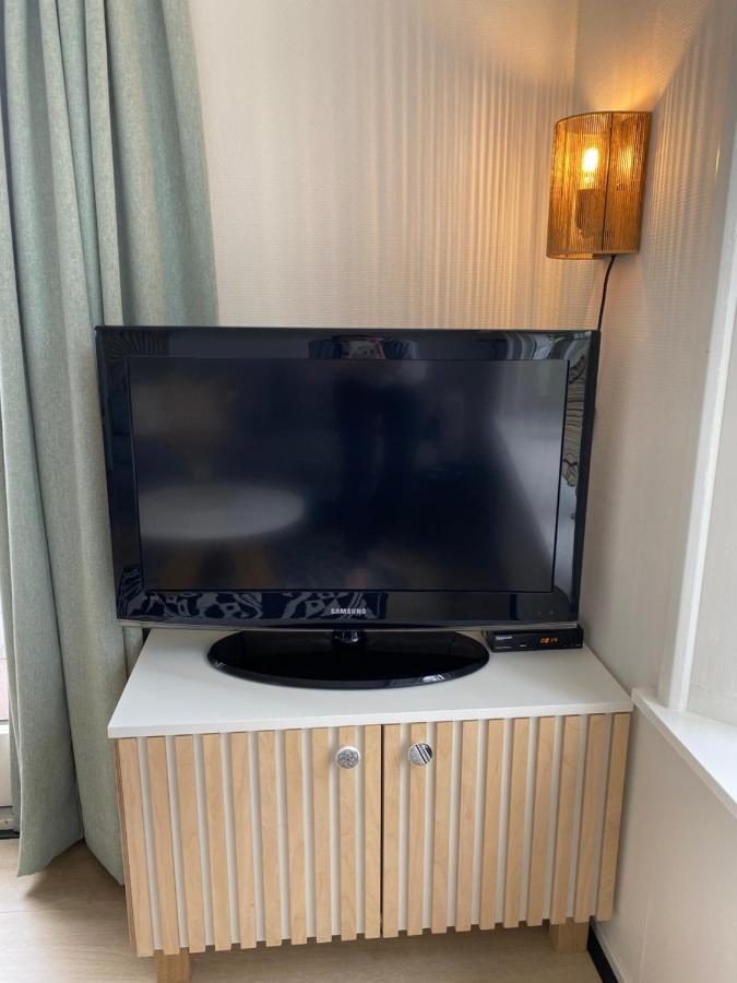 Hotel Chalet Heische Tip In Zeeland, Noord-Brabant Voor Max 3 Volwassenen En 2 Kinderen Exteriér fotografie